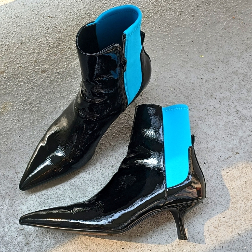 CAVERLEY Black Patent Leather and Blue Women's Ankle Boots, Kitten Heel.8.5-9
